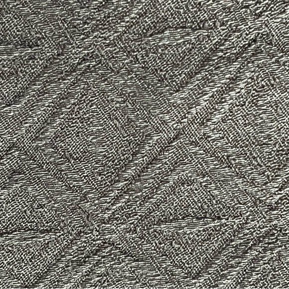 ANN TAYLOR LOFT BLACK SCALLOPED HEM TEXTURED SHORTS PREPPY GOTH CAPSULE BEACH 4 - Picture 8 of 9